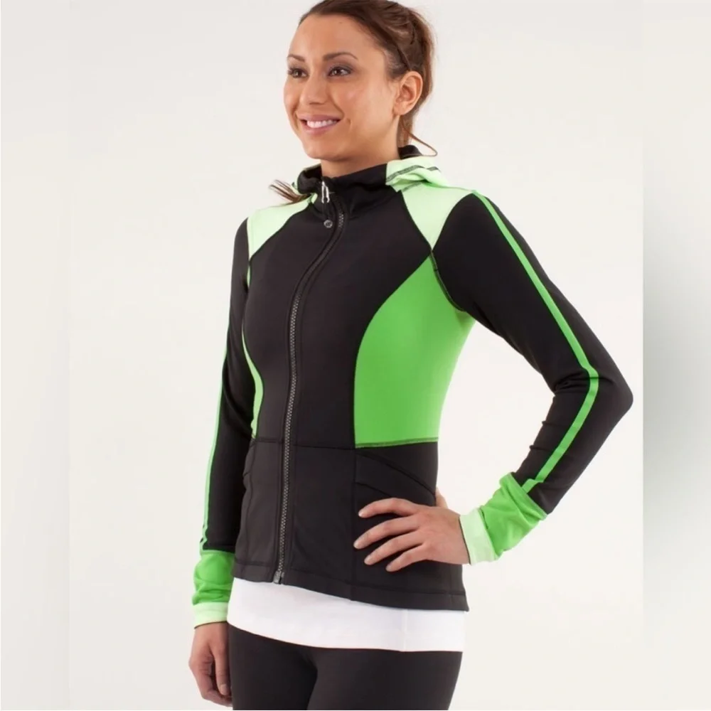 Lululemon Athletica Black and Green Ski Jacket with Color Blocking